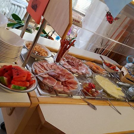 Rosa Bed And Breakfast Podgorje  Exteriör bild